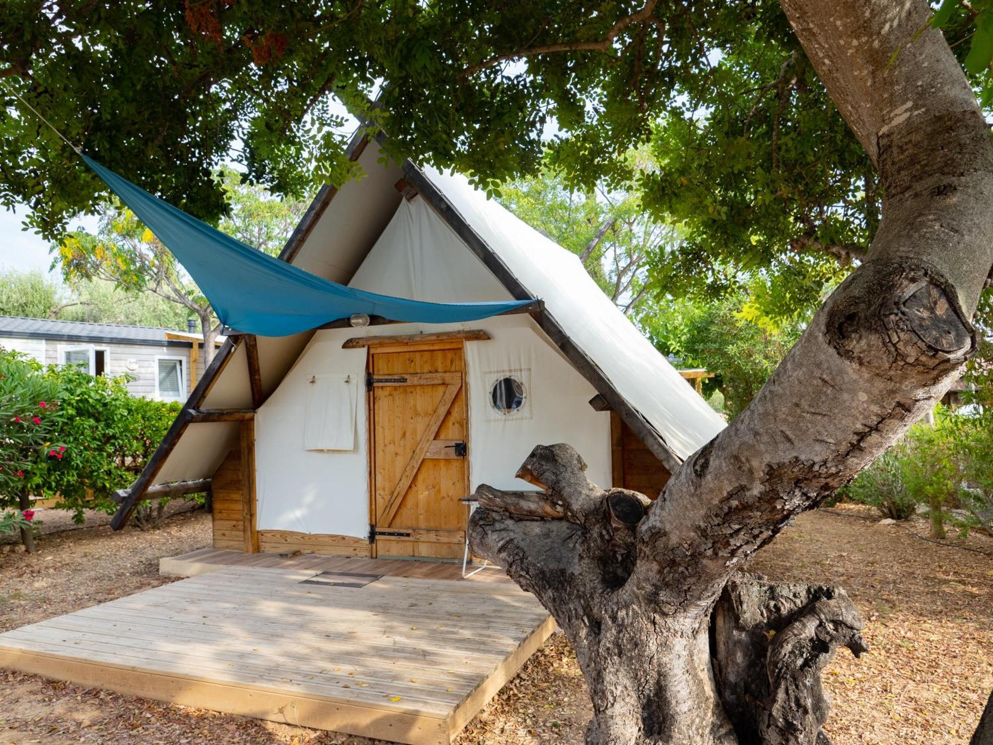 Camping L'Orangeraie Cálig المظهر الخارجي الصورة